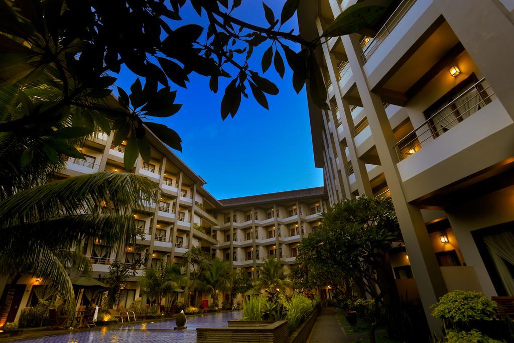 Lombok Garden Hotel Mataram Luaran gambar
