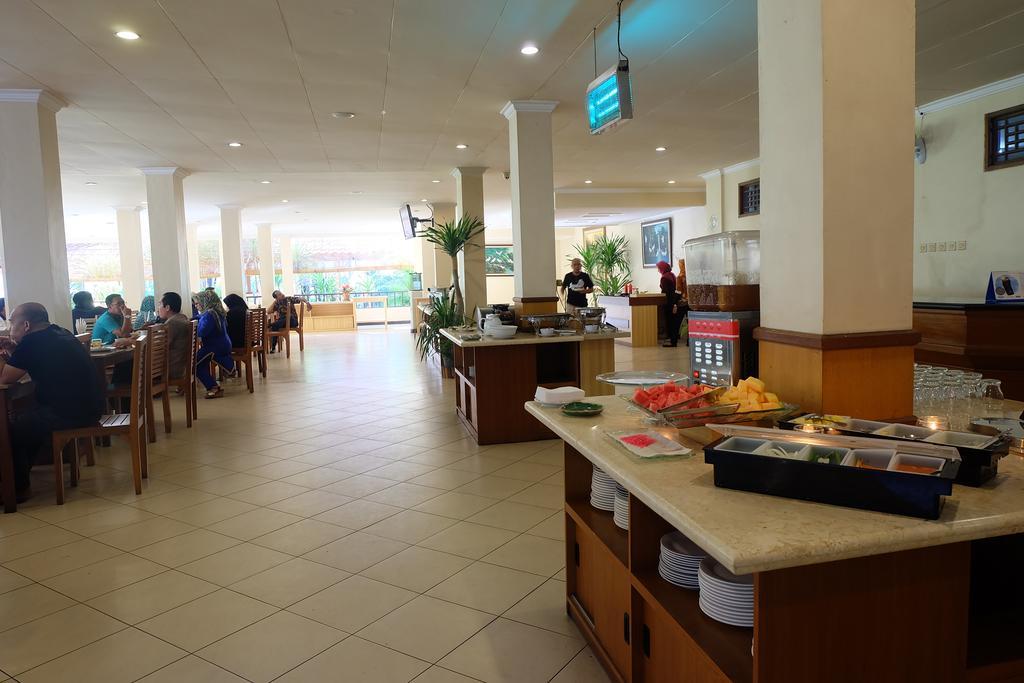 Lombok Garden Hotel Mataram Luaran gambar